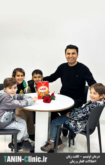 فعالیت گروهی کودکان